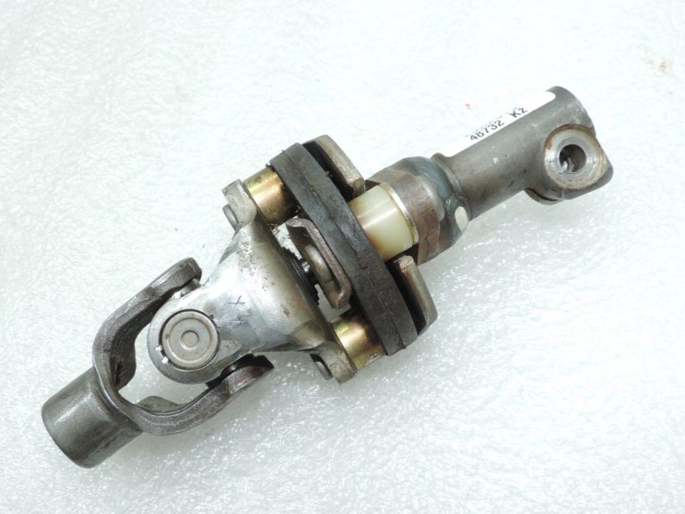 Oriģināls Toyota Previa II XR30 stūres statņa universālais savienojums 4520928010 45209-28010