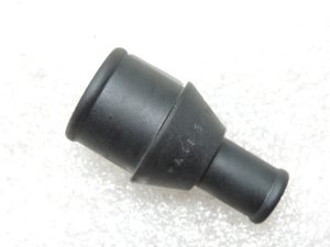 Oriģināls Toyota Avensis T22 2.0 VVTi ieplūdes kolektora šļūtenes savienotājs 9008040045