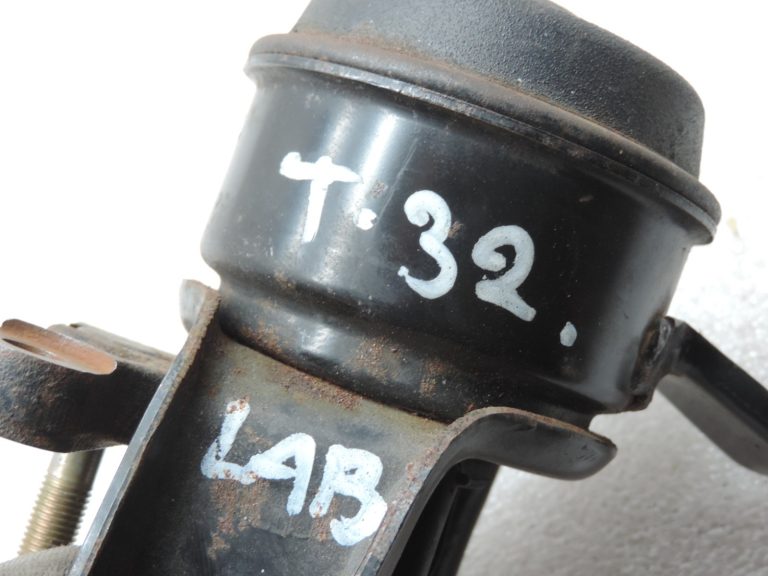Oriģināls Toyota Avensis T22 2.0 VVTi (1AZFSE) Dzinēja stiprinājums pa labi 1230528050