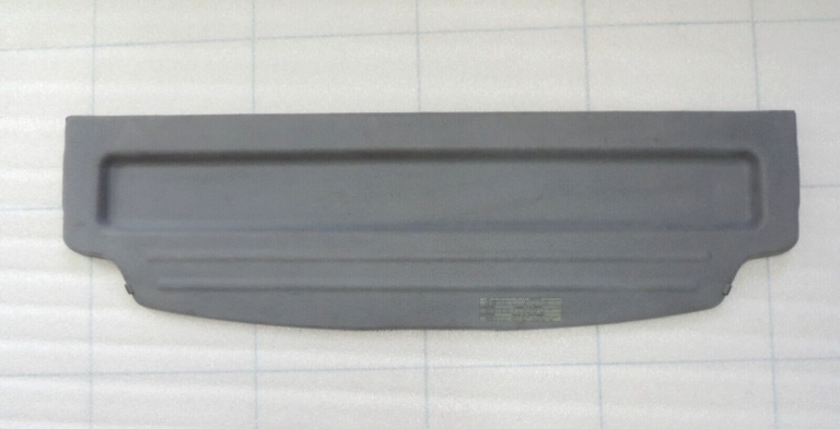 Oriģinālā Toyota RAV4 II XA20 paku plaukts (bez rullo žalūzijas), pelēks 6490242010B1