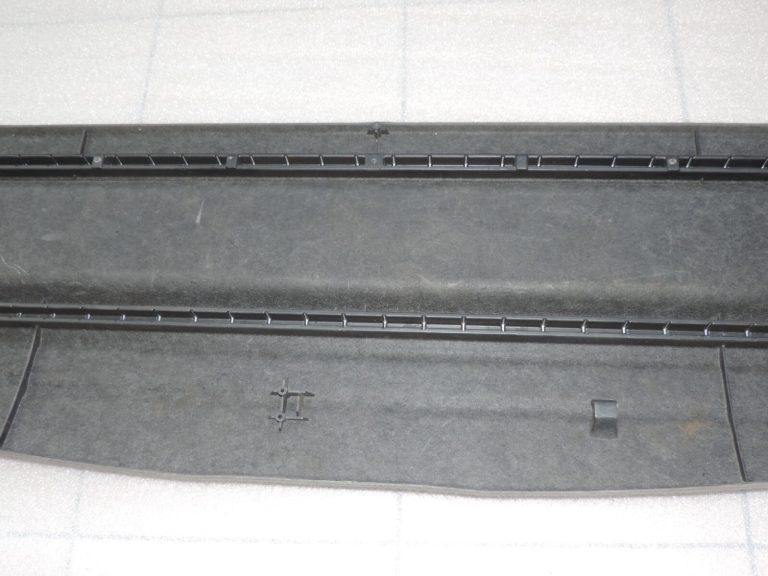 Oriģinālā Toyota RAV4 II XA20 paku plaukts (bez rullo žalūzijas), pelēks 6490242010B1