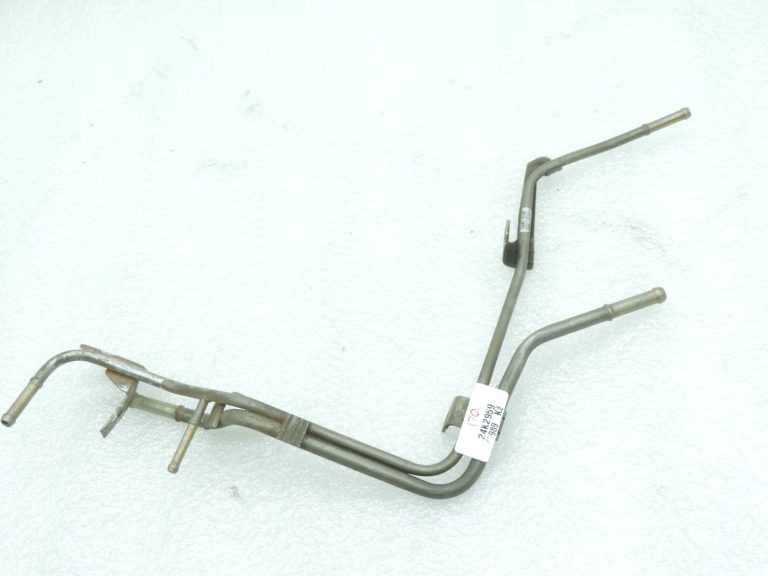 Toyota RAV4 II XA20 2.0 D-4D degvielas padeves caurules 2381127040 2381127041