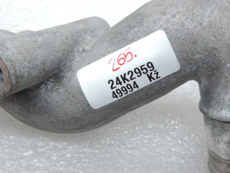 Oriģināls Toyota RAV4 II XA20 2.0 D-4D dzesēšanas caurules atloks 1630427020