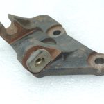 Oriģināls Toyota RAV4 II XA20 2.0 D-4D alternatora kronšteins 1251127010