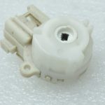 Oriģināls Toyota RAV4 II XA20 aizdedzes slēdzis 8445052010 84450-52010