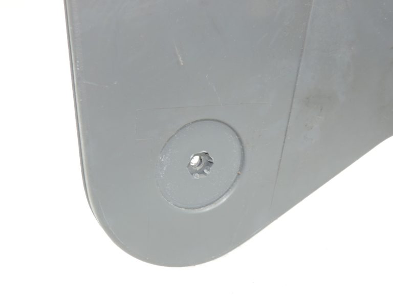 Oriģināls Toyota RAV4 II XA20 aizmugurējās centrālās konsoles pārsegs pelēks 55630-42010-B0