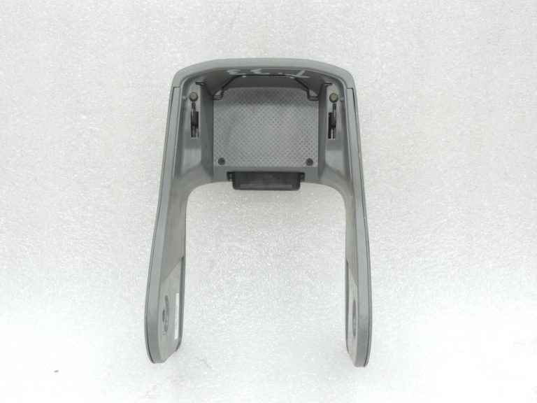Oriģināls Toyota RAV4 II XA20 aizmugurējās centrālās konsoles pārsegs pelēks 55630-42010-B0