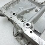 Toyota RAV4 II XA20 2.0 D-4D eļļas tvertnes augšējās daļas 1210127011