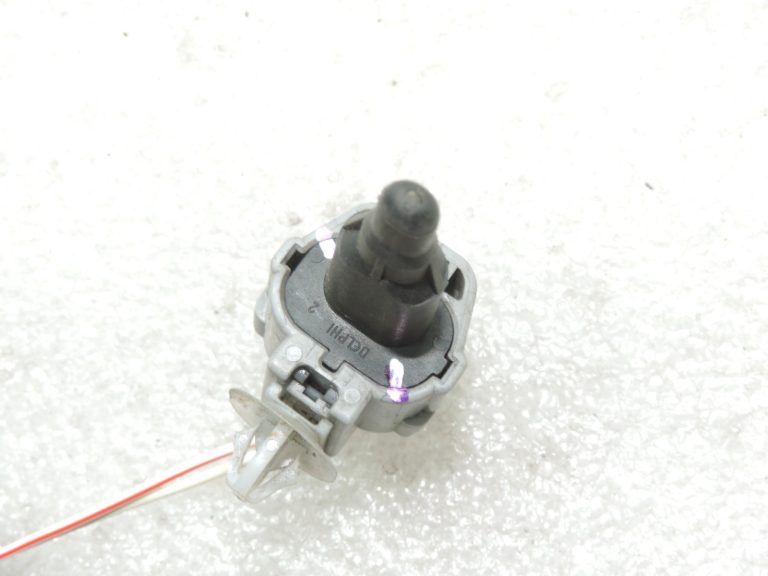 Oriģinālais 1999-2008 Avensis Corolla Yaris Starlet ārējās temperatūras sensors ar kabeli