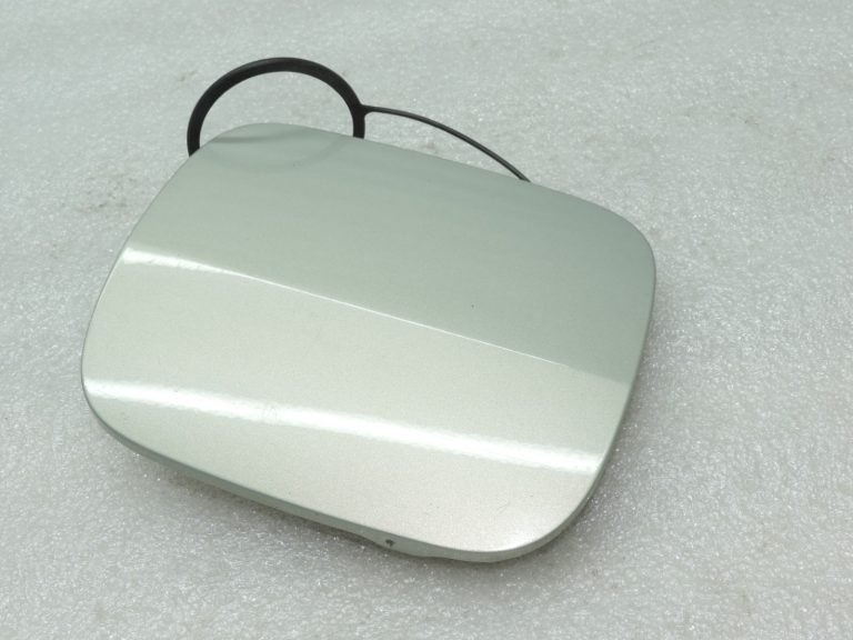 Oriģināls Toyota Avensis T25 Estate benzīna uzpildes vāciņš 6T1 Light Olive Green 7735005020