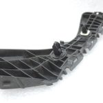 Oriģināls Toyota Auris E15 Aizmugurējā bampera kronšteins Augšējais labais 5257502070