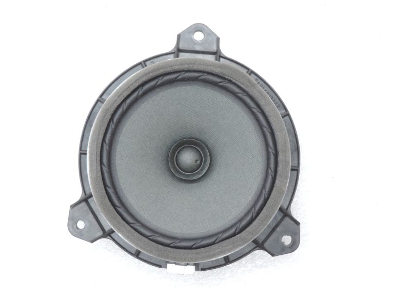 Oriģināls Toyota Auris E15 aizmugurējo durvju skaļrunis 861600D190 86160-0D190