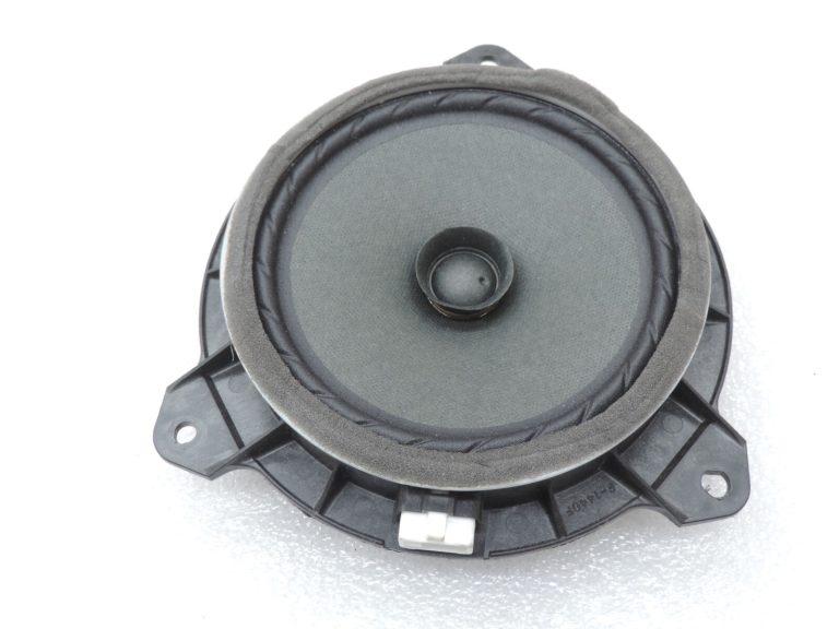 Oriģināls Toyota Auris E15 aizmugurējo durvju skaļrunis 861600D190 86160-0D190