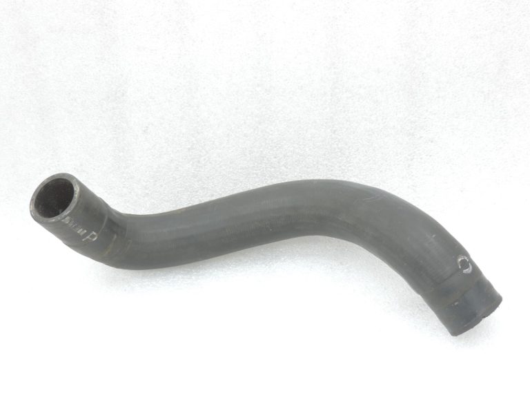 Oriģinālā Toyota Auris E15 1.3 VVTi dzesēšanas šķidruma šļūtene 165730Y010 16573-0Y010