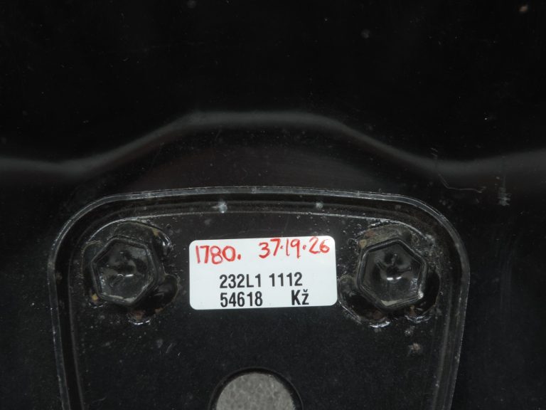 Oriģināls Toyota RAV4 II (XA20) rezerves riteņa turētājs 5190842020