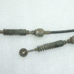 Oriģinālā Toyota RAV4 II (XA20) 2.0 VVT-i manuālās pārnesumkārbas pārslēgšanas trose 3382242040
