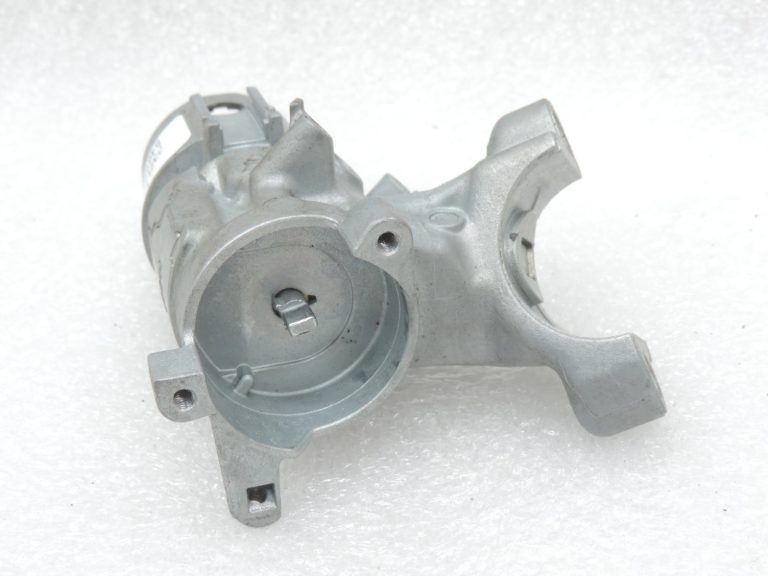 Oriģināls Toyota RAV4 II (XA20) aizdedzes slēdzenes korpuss 4528042100, 4528042120
