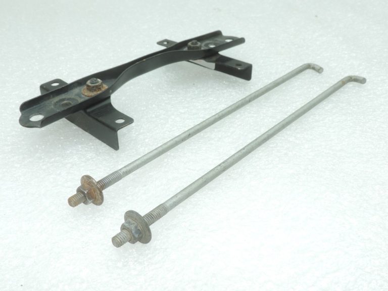 Oriģināls Toyota RAV4 XA20 XA10 akumulatora turētāja komplekts 7440442020, 7445110060