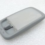 Oriģināls Toyota RAV4 XA20 XA10 iekšējais apgaismojuma lukturis 8124012060B1