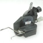 Oriģinālā Toyota RAV4 II (XA20) aizmugurējo durvju slēdzene 6911042090, 69110-42090
