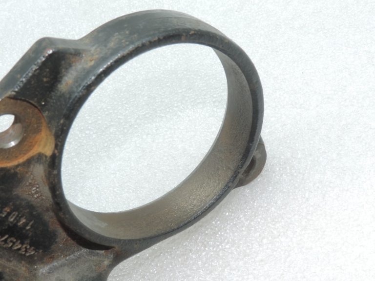 Oriģināls Toyota Avensis T25/T27 2.0d/2.2d piedziņas vārpstas kronšteins 4345705050
