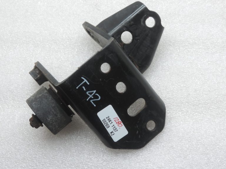 Oriģināls Toyota Avensis T25 2.0d/2.2d aizmugurējais motora stiprinājuma kronšteins 1232126010