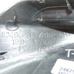 Oriģināls Toyota RAV4 II (XA20) kreisās aizmugurējās jumta sliedes aizmugurējās daļas vāciņš melns