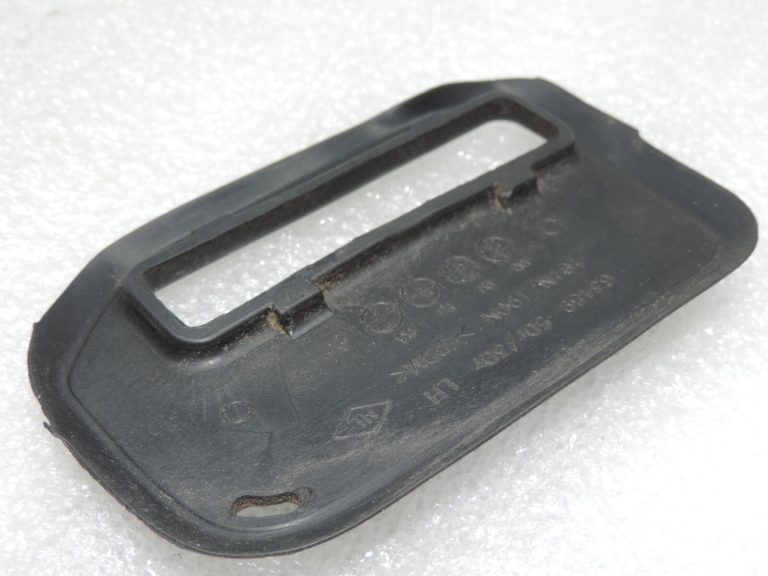 Oriģināls Toyota RAV4 II (XA20) kreisās jumta sliedes aizmugurējā vāciņa blīvējums 6348942010
