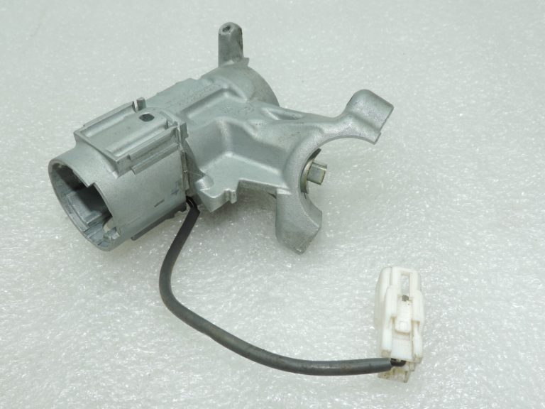Oriģināls Toyota RAV4 II (XA20) aizdedzes slēdzenes korpuss 4528042100 4528042120