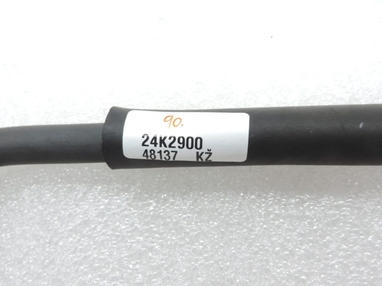 Oriģinālā Toyota RAV4 II (XA20) 1.8i degvielas tvaiku šļūtene Nr.3 2382922070