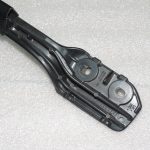 Oriģinālā Toyota RAV4 II (XA20) jumta sliedes kreisās, melnas 6347042021B1