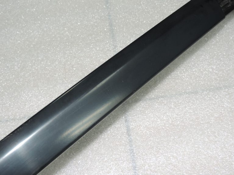 Oriģinālā Toyota RAV4 II (XA20) jumta sliedes kreisās, melnas 6347042021B1