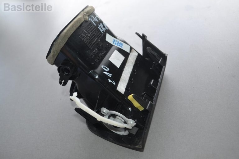 Toyota Verso R2 2009-2017 Gaisa ventilācijas atveres kreisais 556500F050B0