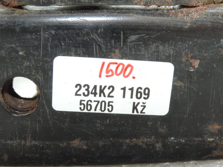 Oriģināls Toyota Avensis T25 2.2d motora stiprinājums priekšējais 123610R010, 12361-0R010