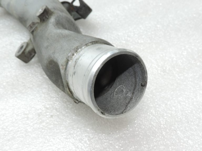 Oriģinālā Toyota Avensis T25 2.0d/2.2d gaisa padeves caurule 1736126020, 17361-26020