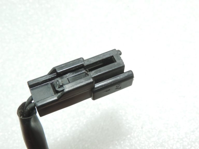 Oriģinālais Toyota Avensis T25 aizdedzes slēdzis Kontaktu slēdzis 8405205020