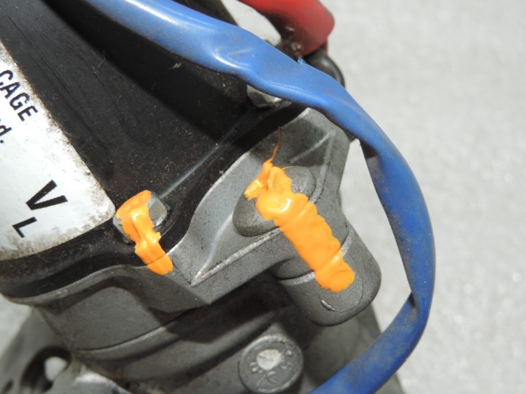 Oriģinālā Toyota Avensis T25 elektriskā stūres statīva stūres iekārta 4525005531, 45250-05531