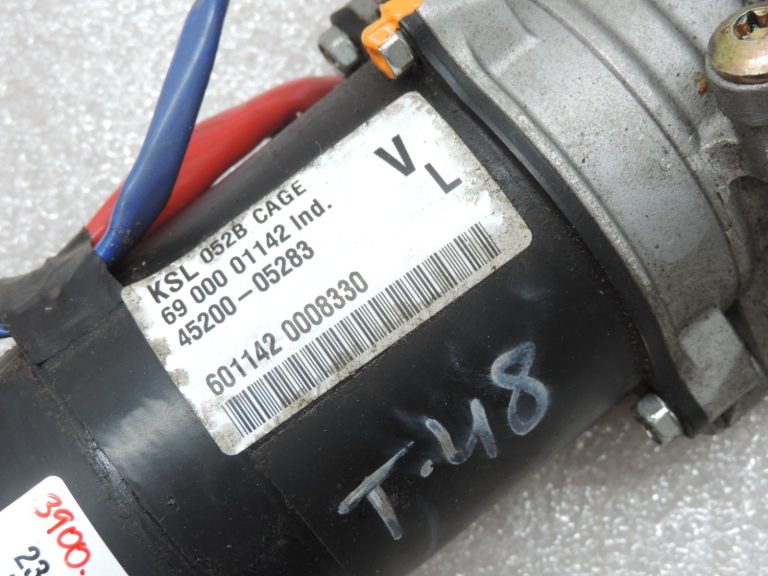 Oriģinālā Toyota Avensis T25 elektriskā stūres statīva stūres iekārta 4525005531, 45250-05531