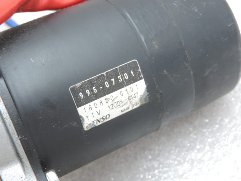 Oriģinālā Toyota Avensis T25 elektriskā stūres statīva stūres iekārta 4525005531, 45250-05531