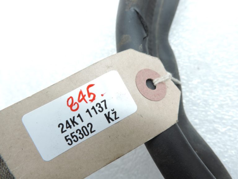 Oriģināls Toyota Avensis T25 Sedan aizmugurējo durvju blīvējums 6446105031