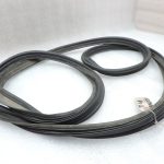 Oriģināls Toyota Avensis T25 Sedan aizmugurējo durvju blīvējums 6446105031