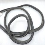 Oriģināls Toyota Avensis T25 Sedan aizmugurējo durvju blīvējums 6446105031