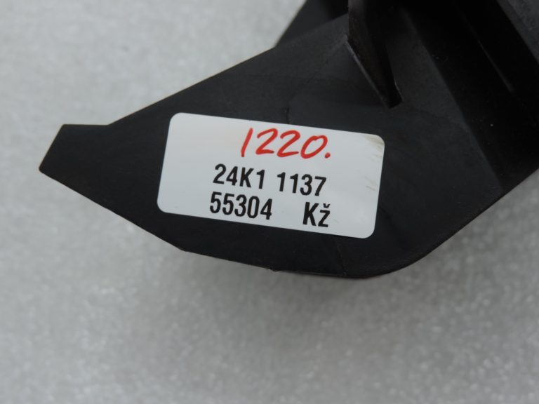 Oriģināla Toyota Avensis T25 1.8 VVT-i automātiskās pārnesumkārbas svira 3356020110