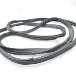 Oriģināls Toyota Avensis T25 Liftback aizmugurējo durvju blīvējums DEFECTIVE 6788105071