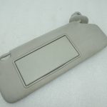 Toyota Avensis T25 Saules aizsarglīdzeklis labajā pusē (bez brīdinājuma par gaisa spilvena) 7431005151B1