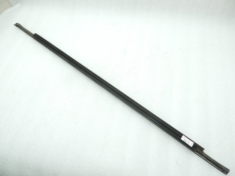 Toyota Avensis T25 Facelift Liftback Priekšējo labās puses durvju hroma līstes 7571020491