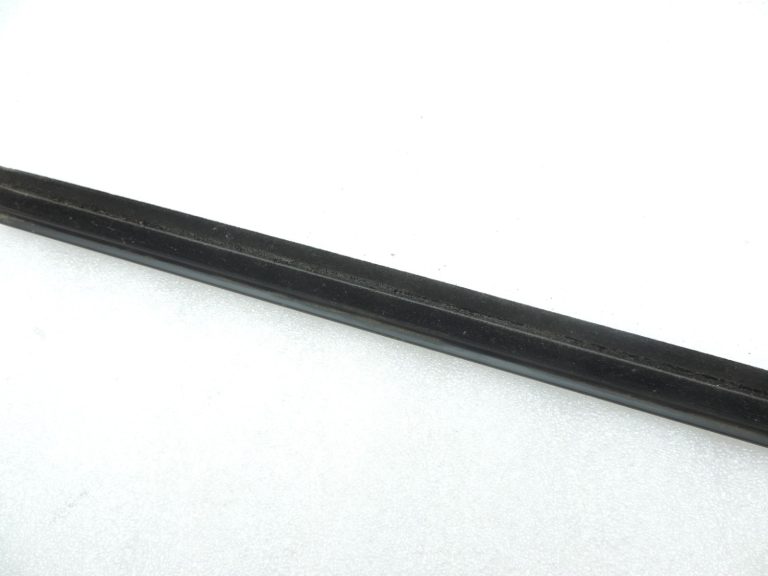 Toyota Avensis T25 Facelift Liftback Priekšējo labās puses durvju hroma līstes 7571020491