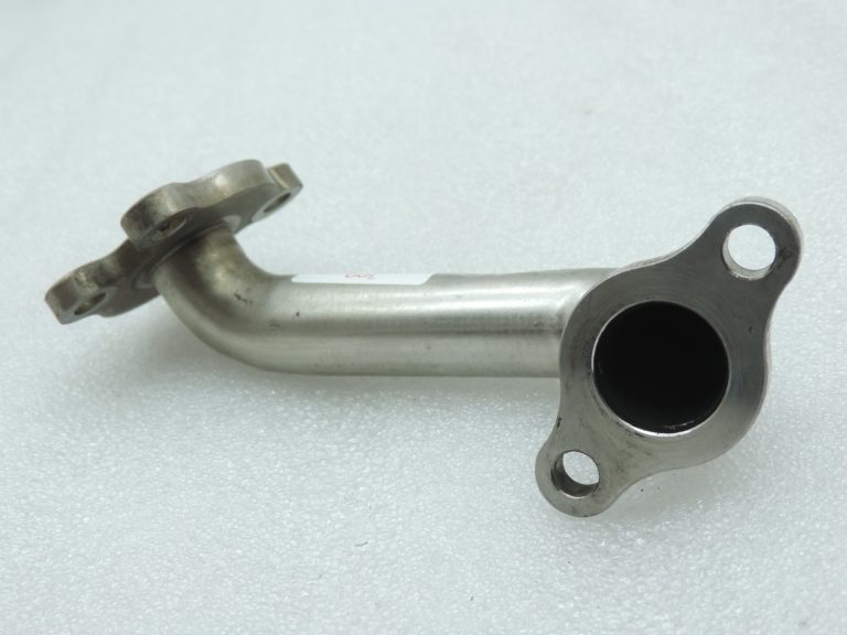 Oriģinālā Toyota Avensis T25 2.0/2.2 D4D EGR caurule 2561126020 25611-26020