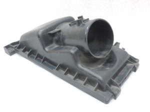 Oriģināls Toyota Avensis T25 2.0d/2.2d gaisa filtra kārbas vāks 177050R011
