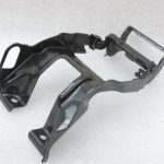 Oriģināla Toyota Avensis T25 centrālā roku balsta nodalījuma eņģe 5890705010